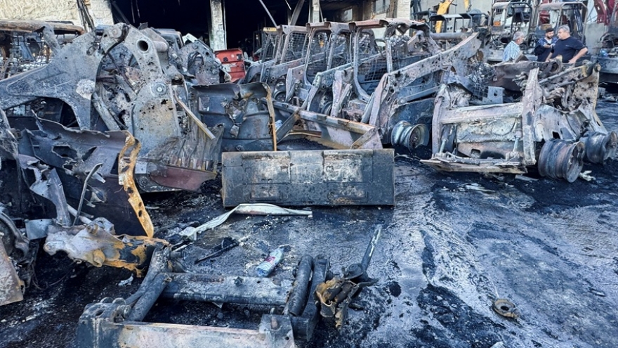 Israel không kích vào Lebanon