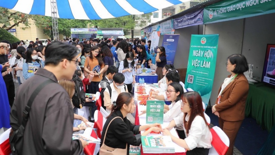 Hanoi: Jobs created in nine months exceed yearly target
