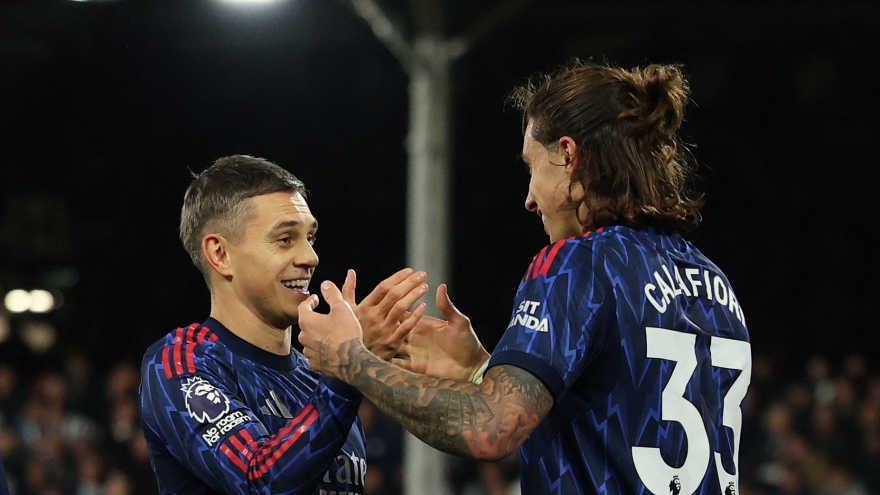 Kết quả Ngoại hạng Anh hôm nay 19/10: Arsenal xây chắc ngôi đầu