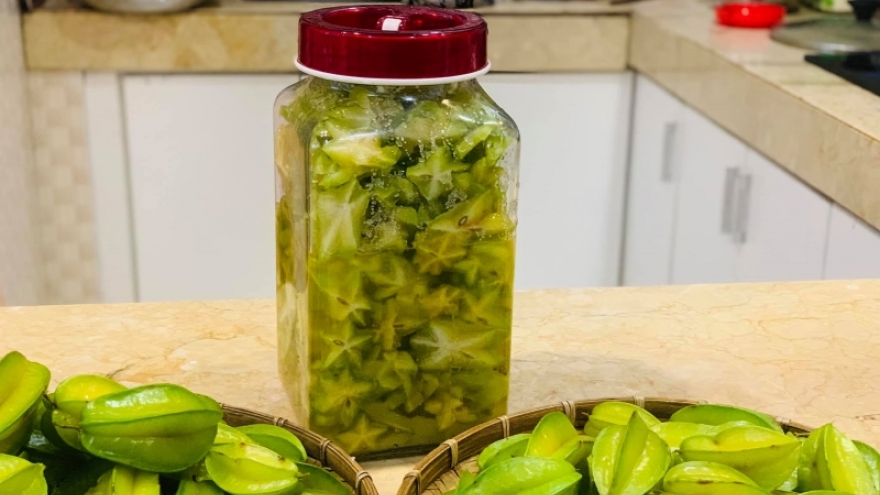 Khế chua ngâm mật ong: Bài thuốc dân gian giảm ho, trị viêm họng