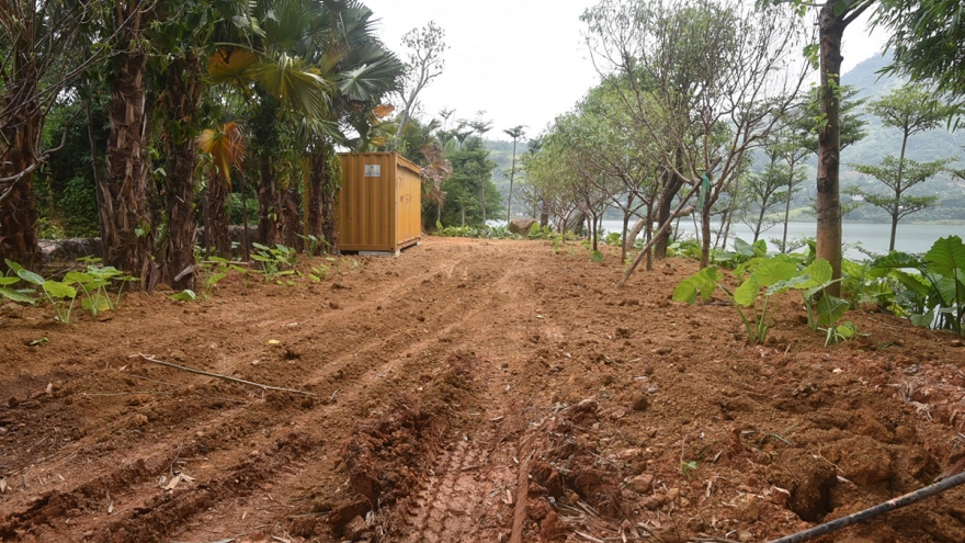 Yên Xuân, Hà Nội: Hiện trạng ao hồ và đất rừng bị xâm lấn trong im lặng