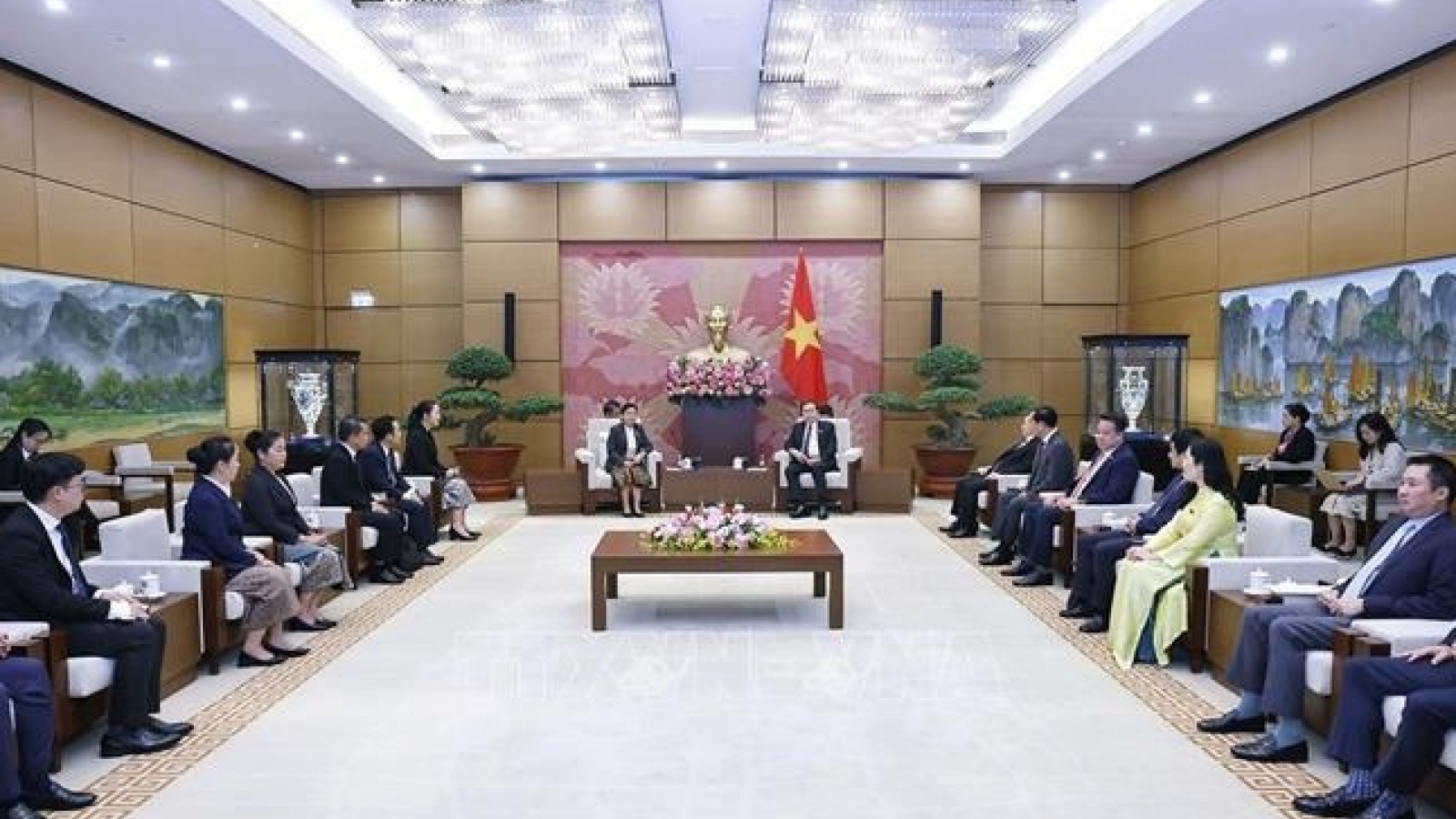 NA Chairman welcomes Chief Justice of Lao Supreme People’s Court