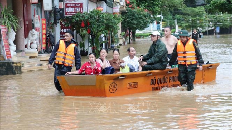 Ngập lụt nghiêm trọng ở Tuyên Quang, hàng nghìn hộ dân phải di dời khẩn cấp
