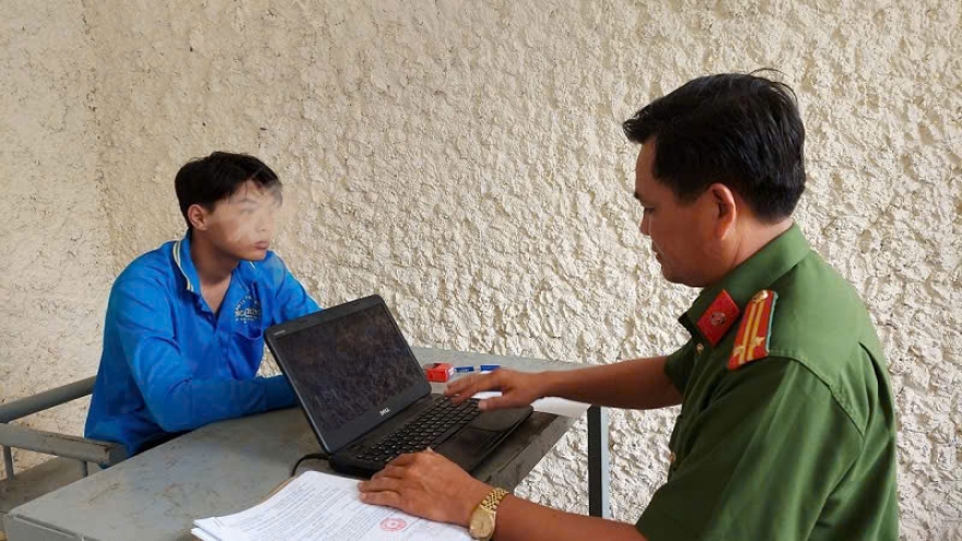 Bắt kẻ cướp giật tài sản tại tiệm vàng