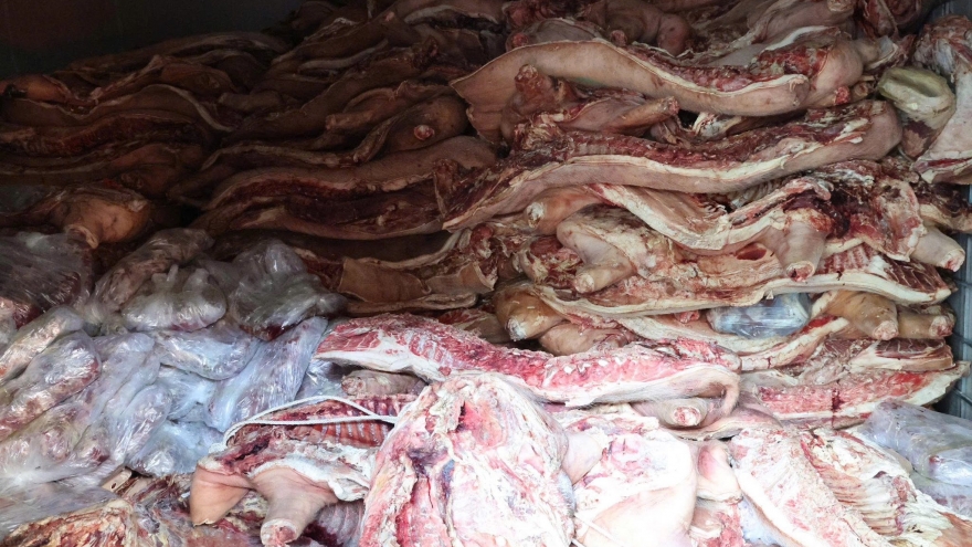 38 tấn thịt lợn nhiễm bệnh suýt bị tuồn ra thị trường