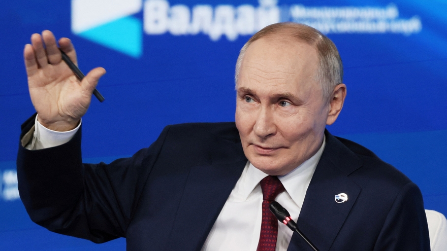 Tổng thống Putin khẳng định ủng hộ thế giới đa cực, sẵn sàng đối thoại với Mỹ