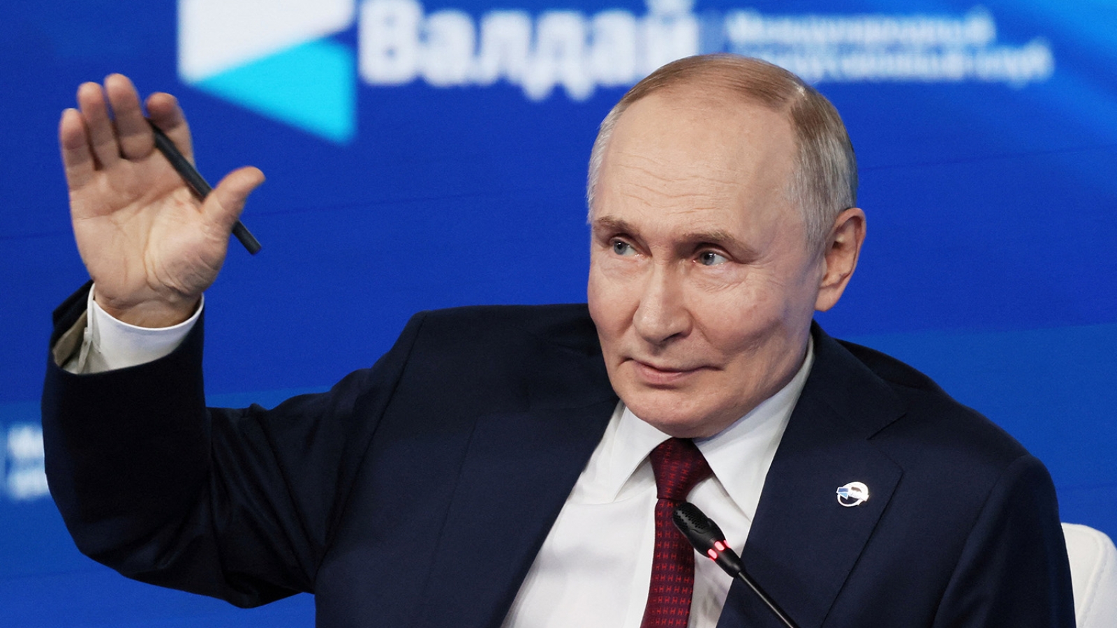 Tổng thống Putin khẳng định ủng hộ thế giới đa cực, sẵn sàng đối thoại với Mỹ