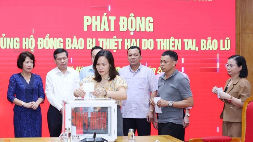 Cơ quan Đảng ủy các cơ quan Đảng Trung ương ủng hộ đồng bào bị ảnh hưởng bão lũ