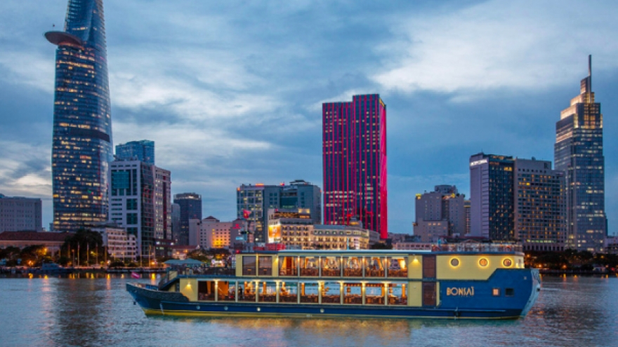 HCM City boosts tourism development with luxury river cruises