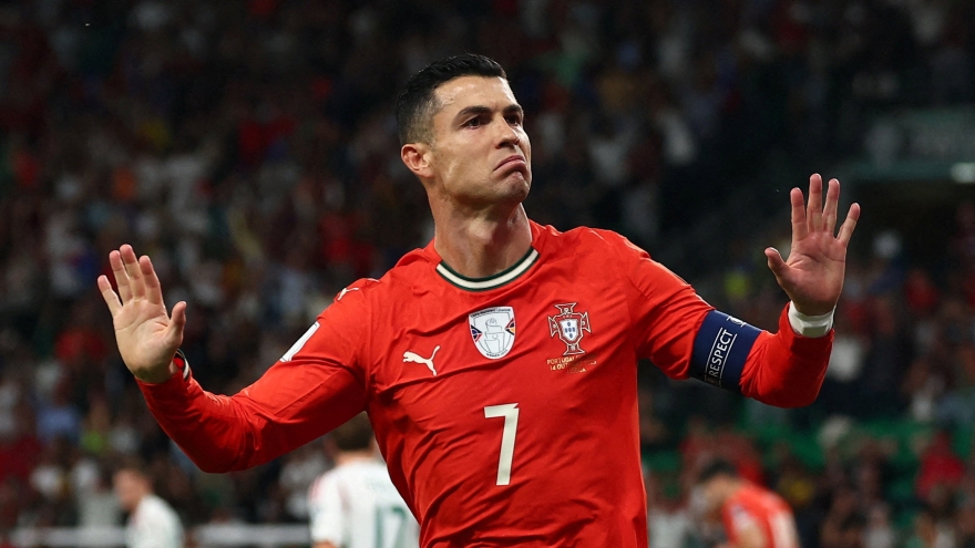 Ronaldo lập kỷ lục ấn tượng, Bồ Đào Nha tiến gần vé dự VCK World Cup 2026