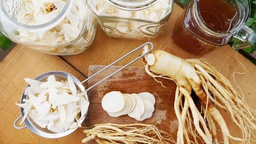 Sâm tươi ngâm mật ong: Công dụng và lưu ý khi sử dụng