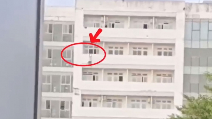 Cụ ông rơi từ tầng 8 Bệnh viện Đa khoa Bình Phước xuống đất tử vong