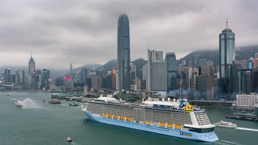 Du lịch tàu biển xoay chuyển khi Trung Quốc áp phí mới lên tàu Mỹ