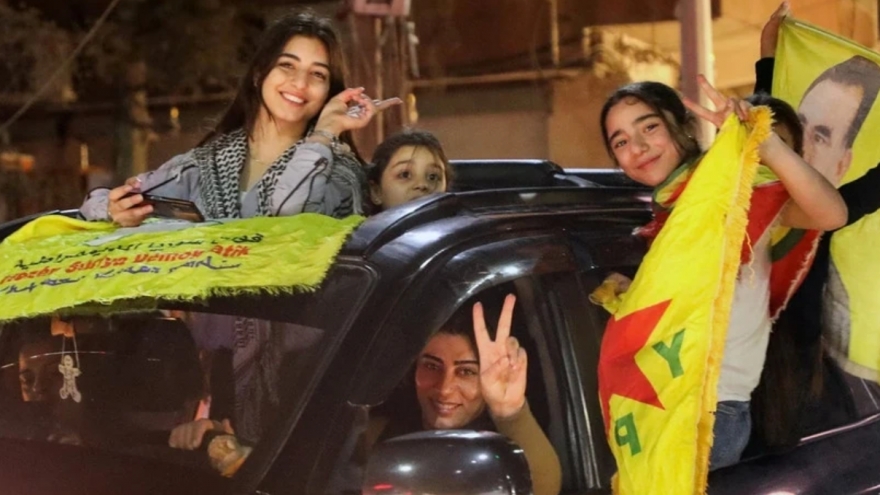 Chính quyền Syria tuyên bố ngừng bắn toàn diện với lực lượng người Kurd