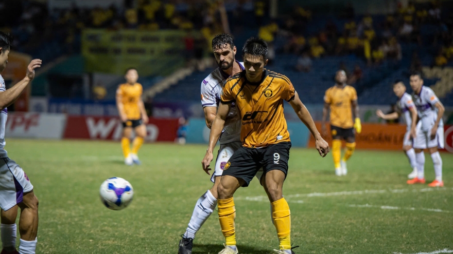 Thanh Hóa hòa HCM City FC, đẩy HAGL xuống cuối bảng V-League