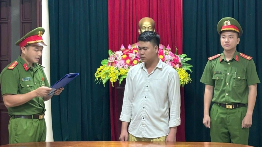 Tài xế ô tô con bị nạn trên đường Hồ Chí Minh đã tử vong