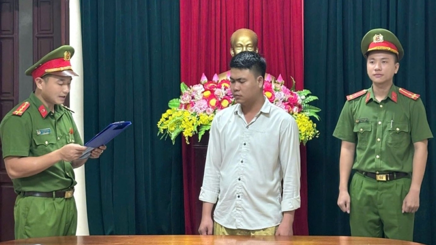 Tài xế ô tô con bị nạn trên đường Hồ Chí Minh đã tử vong