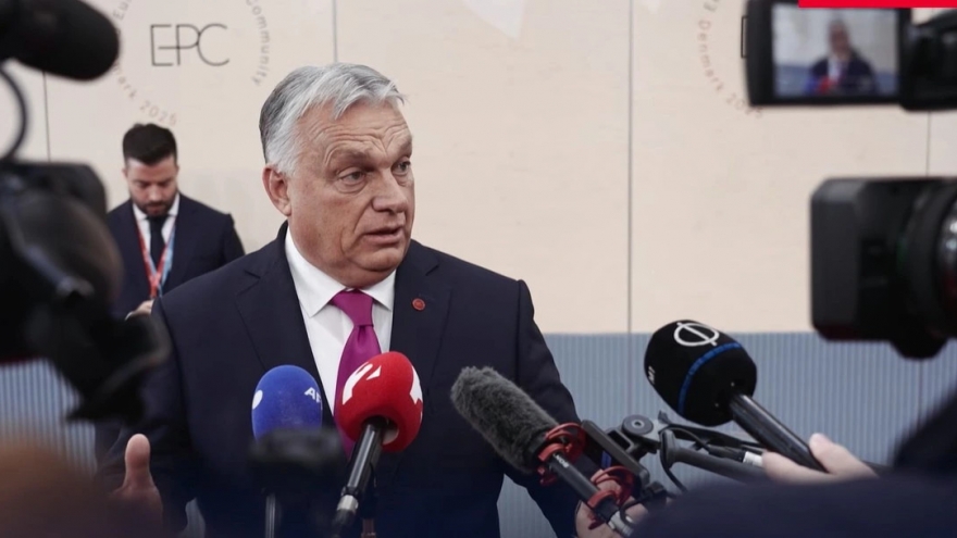 Hungary ra kiến nghị phản đối viện trợ quân sự của EU cho Ukraine
