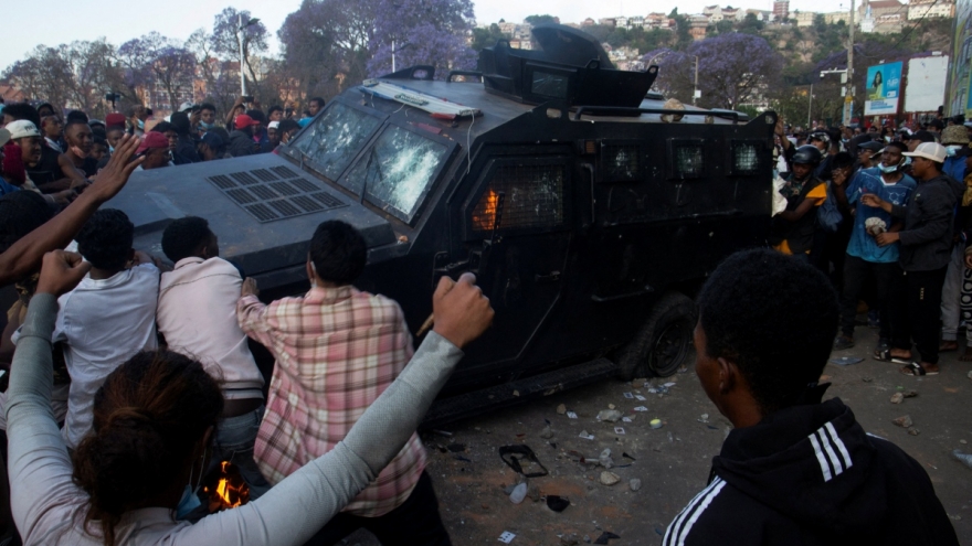 Thủ tướng Madagascar kêu gọi đối thoại sau khi binh lính tham gia biểu tình