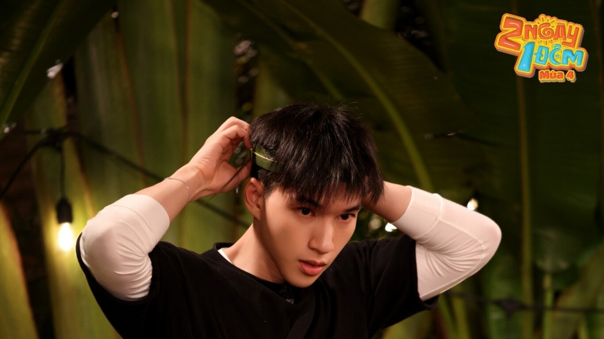 2 ngày 1 đêm: HIEUTHUHAI hóa chàng trai đảm đang, bất chấp tạo hình “độc lạ”