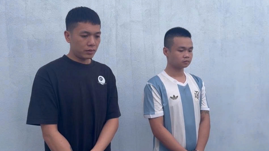 Khởi tố 2 đối tượng vừa ra tù thực hiện 7 vụ trộm tài sản trong 2 ngày