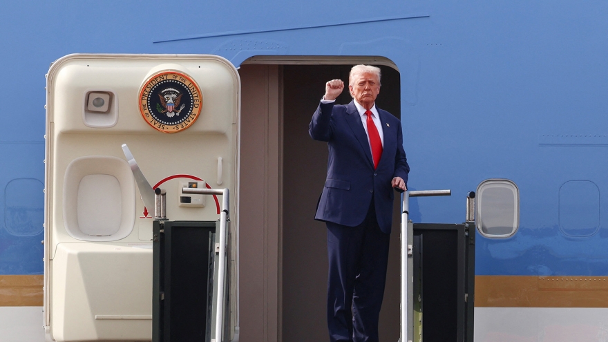 Ông Trump và ông Tập Cận Bình kết thúc cuộc gặp tại Hàn Quốc