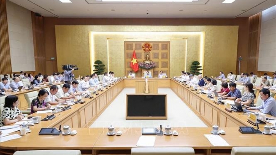 PM chairs meeting on removing barriers to product standardisation