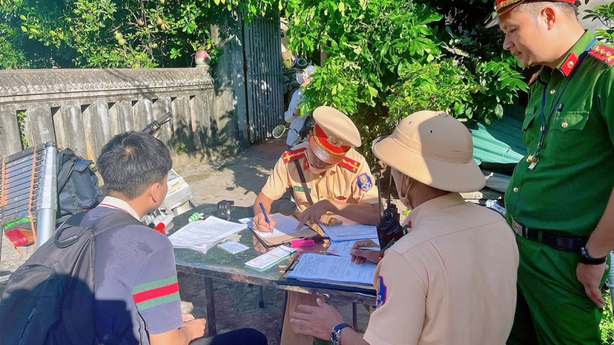 Hà Nội: Xử lý nghiêm học sinh vi phạm giao thông trước và sau giờ học