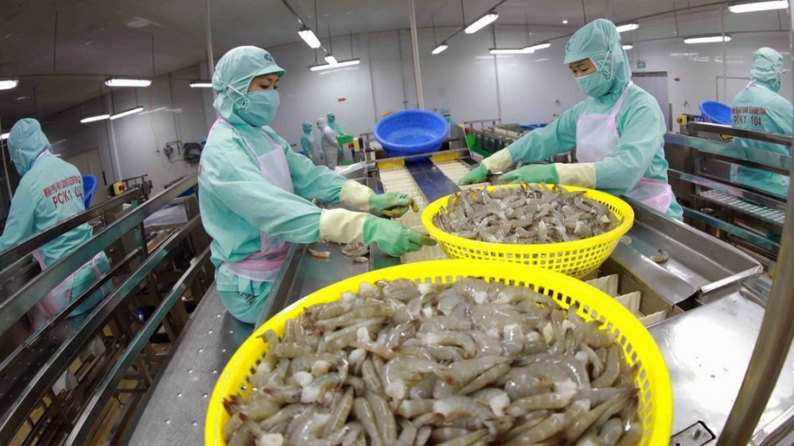 HSBC nâng dự báo tăng trưởng GDP Việt Nam lên 7,9%