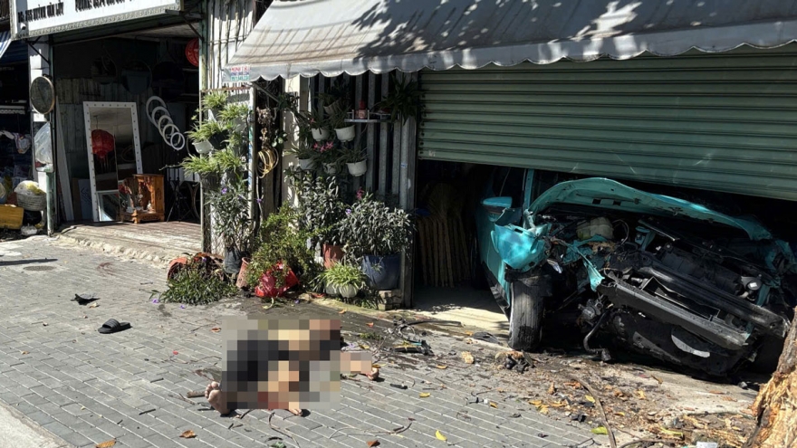 Không kiểm soát tốc độ, tài xế taxi ở TP.HCM gây tai nạn chết người