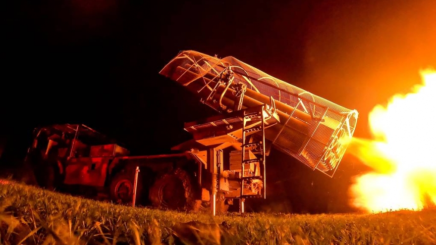 Nga tấn công quy mô lớn vào miền Tây Ukraine, sử dụng tên lửa siêu thanh Kinzhal