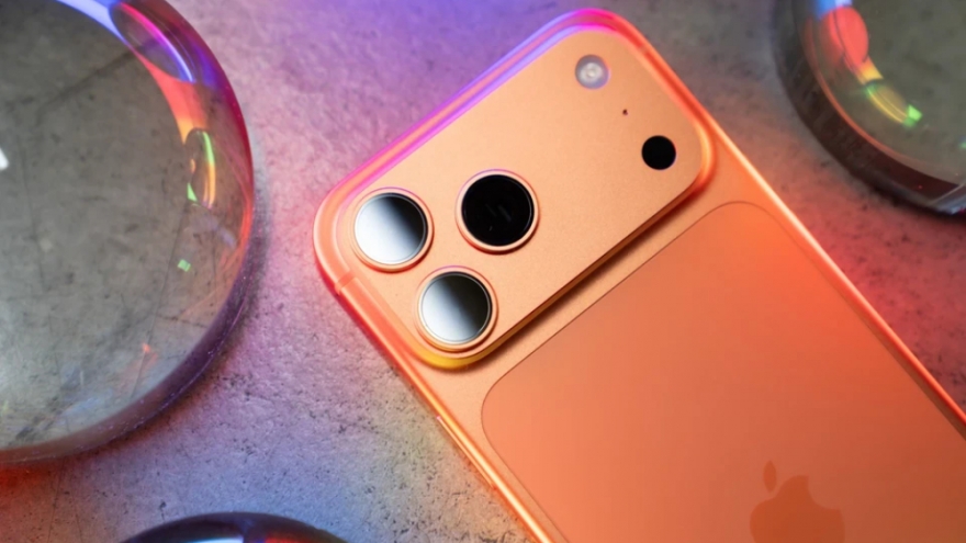 Apple áp dụng chiến lược quen thuộc để kiếm tiền từ người mua iPhone 17