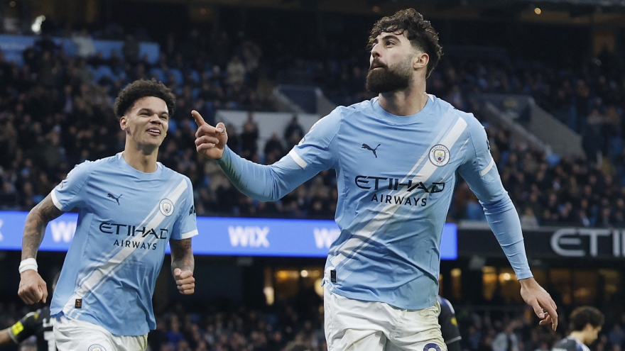 Kết quả bóng đá hôm nay 30/11: Man City và Barca cùng thắng, Tottenham thua sốc