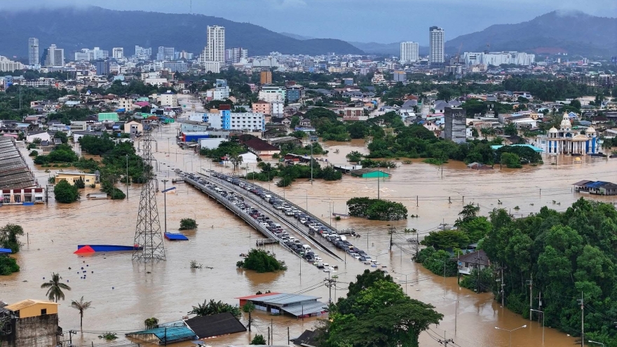 Mưa lũ diễn biến nghiêm trọng, Thái Lan ban bố tình trạng khẩn cấp tại Songkhla