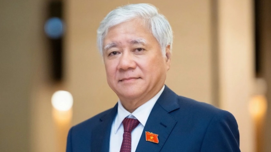 Do Van Chien assumes office as Vice Chairman of 15th National Assembly