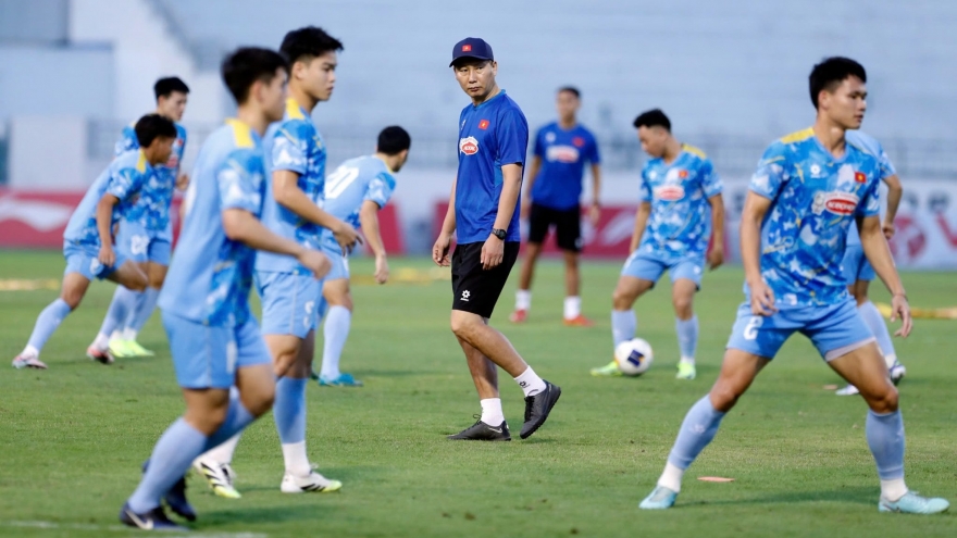 HLV Kim Sang Sik mất ngủ vì danh sách U22 Việt Nam, hé lộ khó khăn ở SEA Games 33