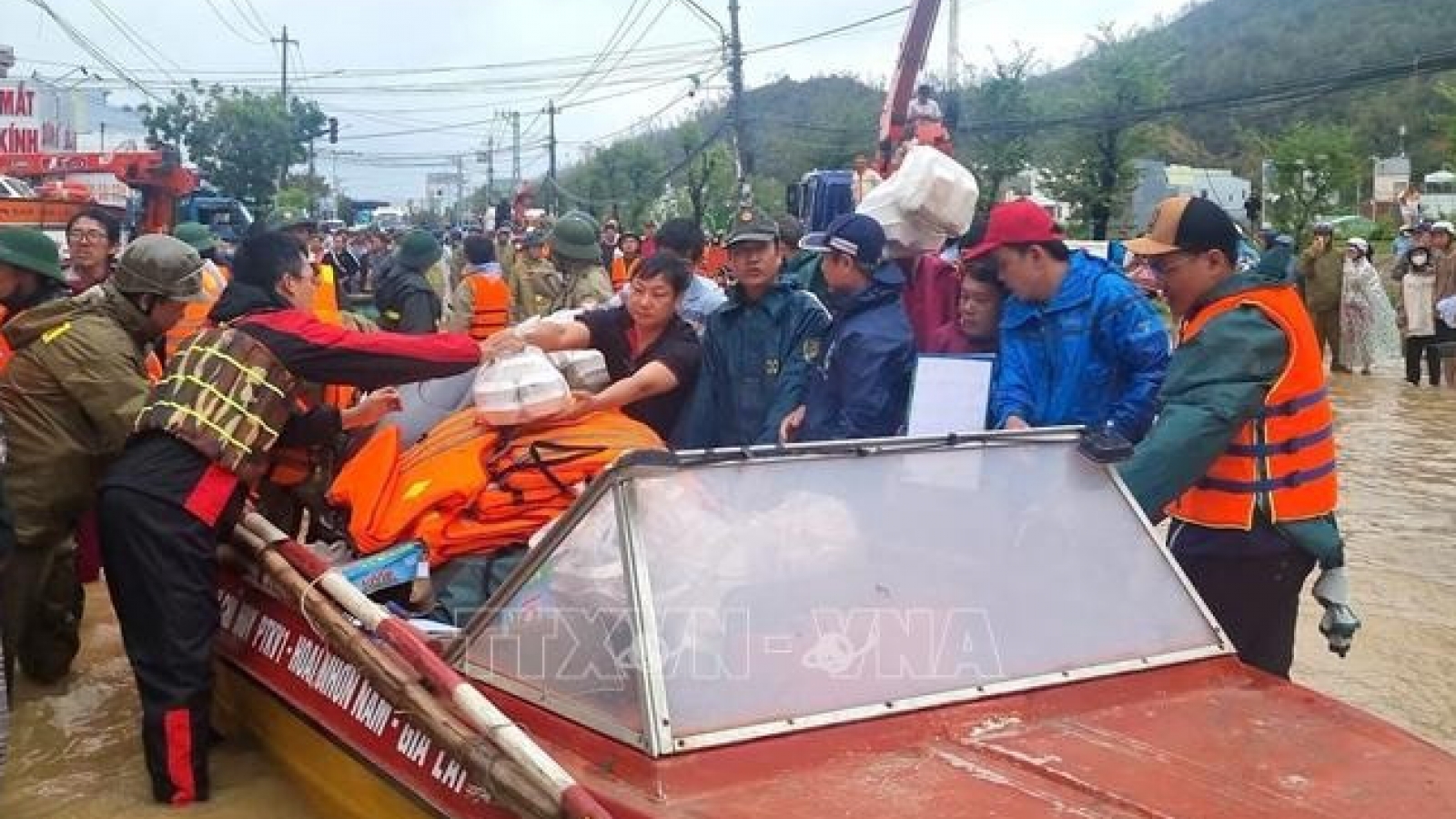 International community steps up support for Vietnam’s disaster recovery