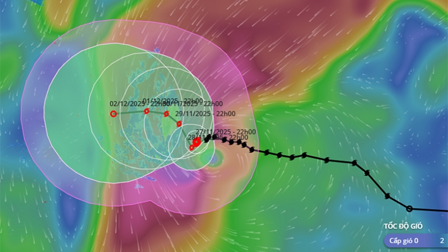 Typhoon Koto forecast to weaken as Central Vietnam put on alert