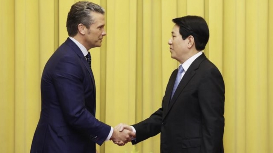 State President receives US Secretary of War