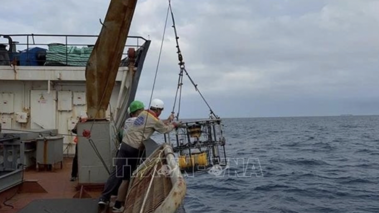 Vietnam, Russia cooperate in marine, continental shelf research