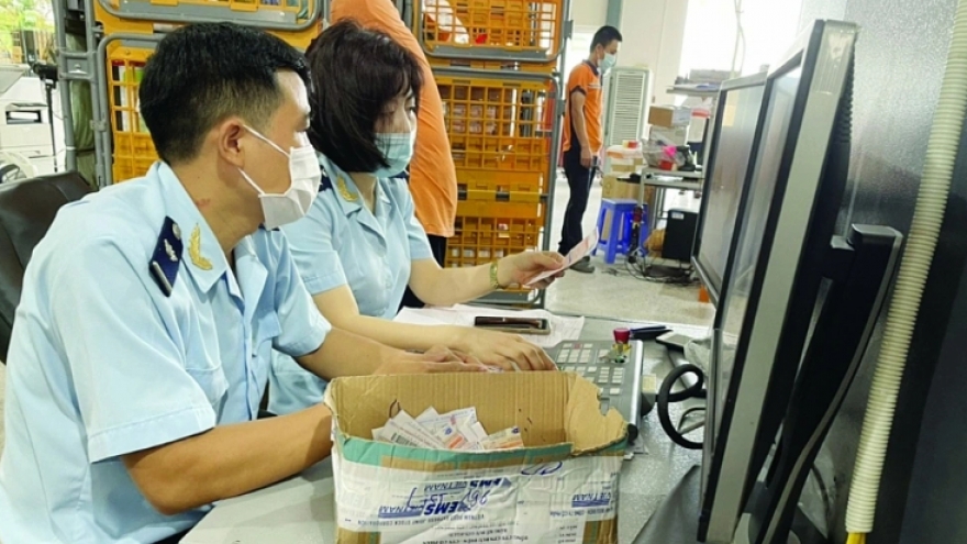 Làm sạch, làm giàu cơ sở dữ liệu quốc gia về đất đai: Hải quan chống buôn lậu vàng