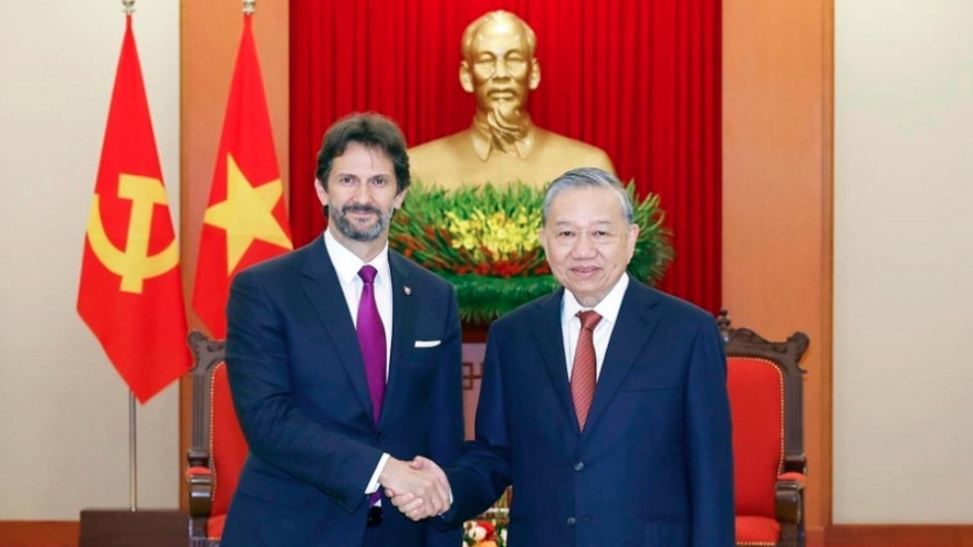 Party chief welcomes Slovak Deputy PM