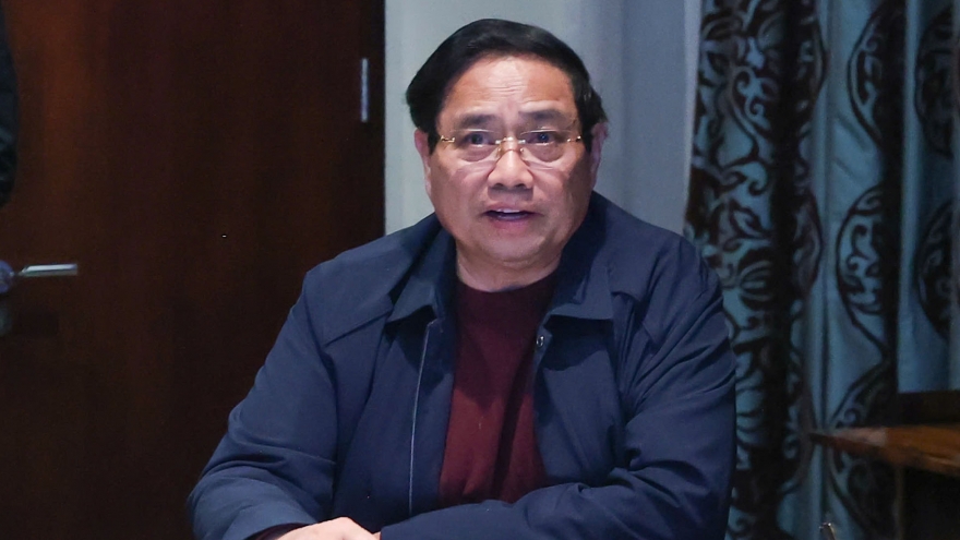 Từ Nam Phi, Thủ tướng chủ trì họp trực tuyến về ứng phó, khắc phục hậu quả mưa lũ