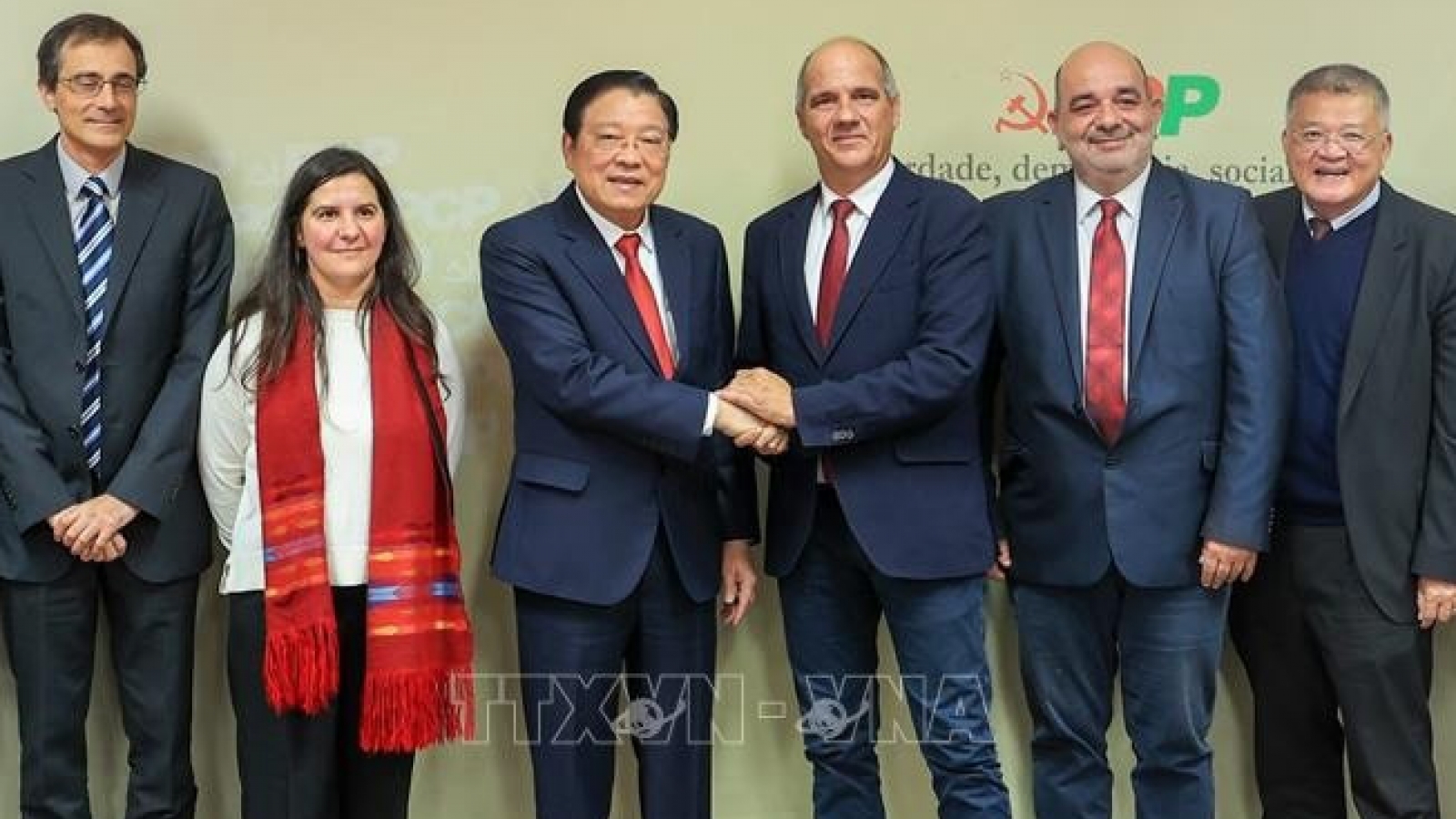 Vietnam seeks to advance cooperation with Portugal across all fields