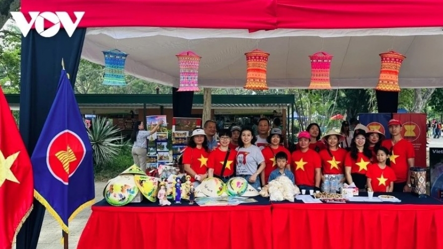 Vietnamese cuisine-a cultural bridge connecting Vietnam with international friends