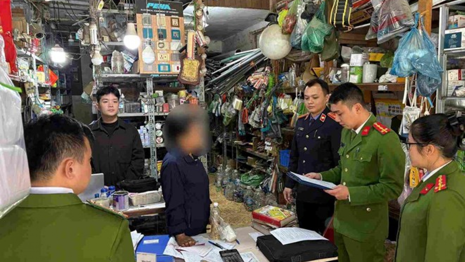 Bắt đối tượng bán trái phép hóa đơn trị giá hơn 1,7 tỷ đồng ở Cao Bằng