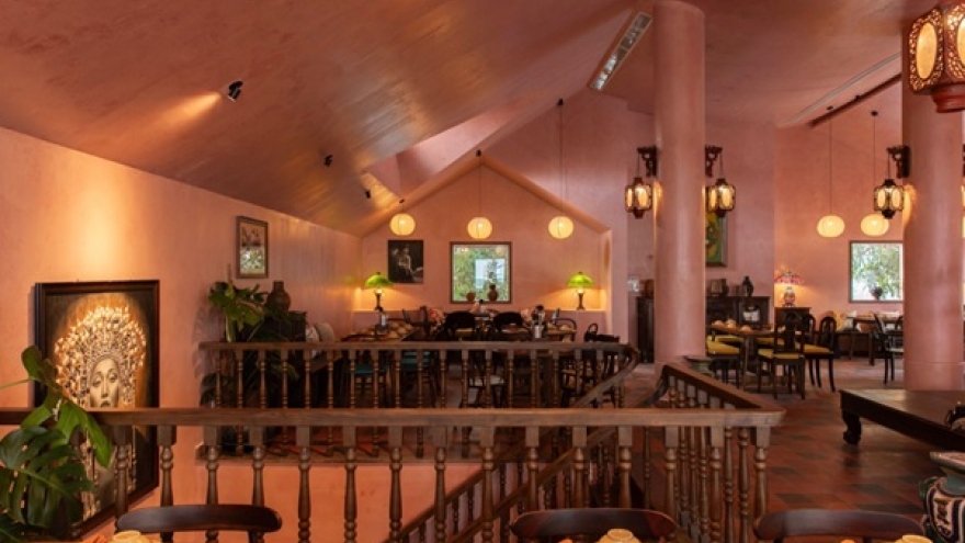 Quán Bụi Group Complex và làn sóng F&B kết hợp trải nghiệm