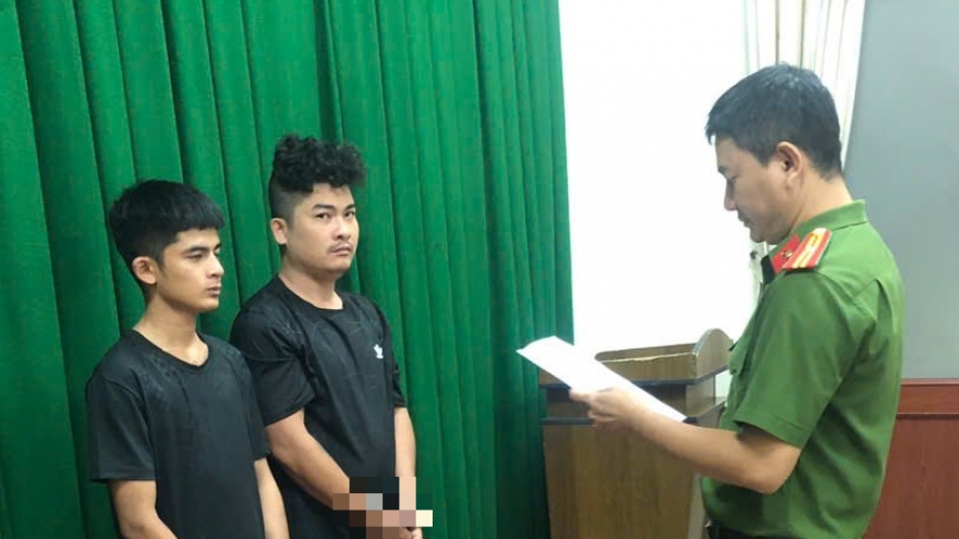 Khởi tố, bắt tạm giam 2 kẻ gây án mạng trong đêm