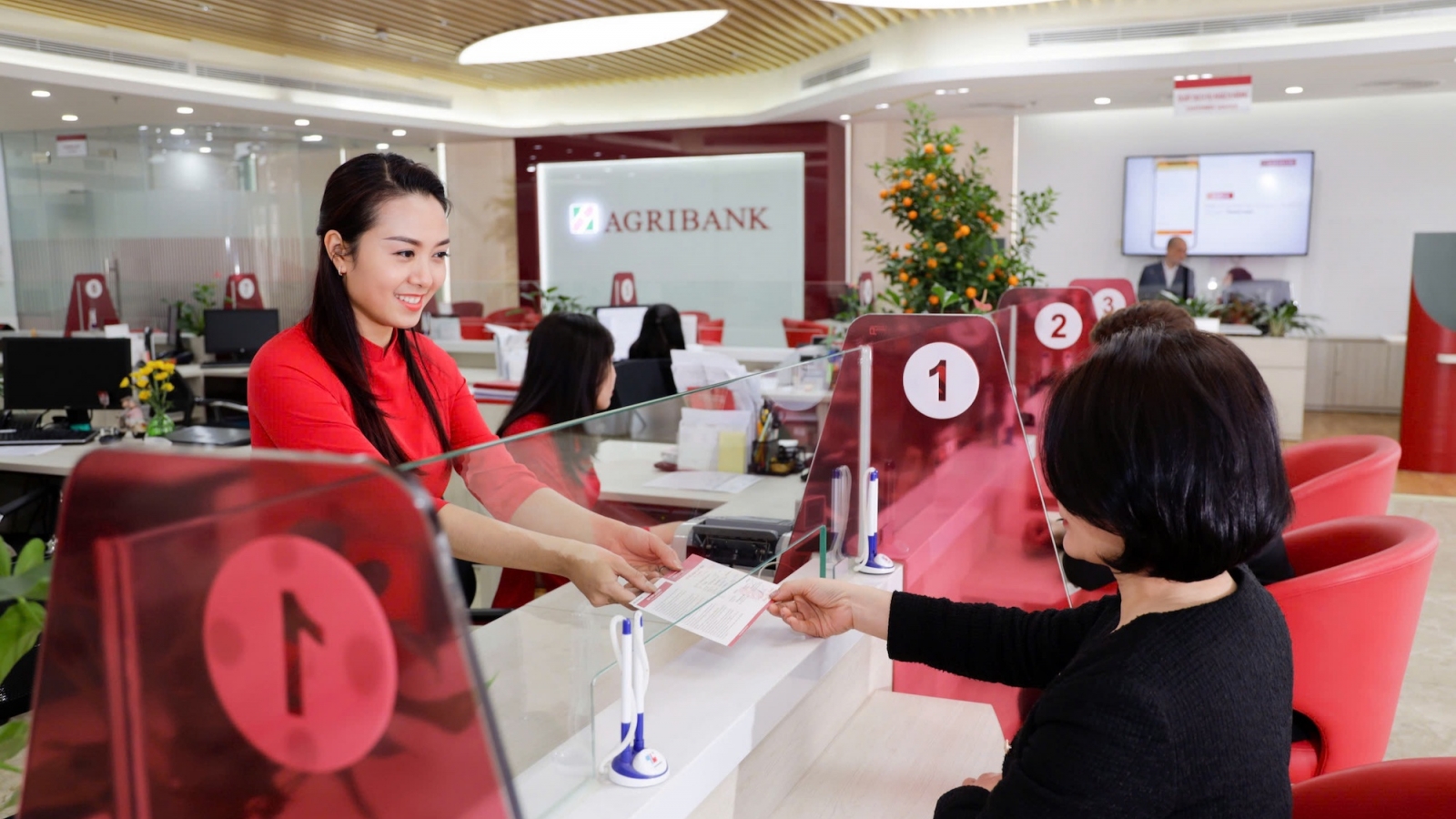 Cơ hội trúng 1 tỷ đồng khi tham gia “Tiết kiệm hôm nay – Rinh ngay quà tặng”