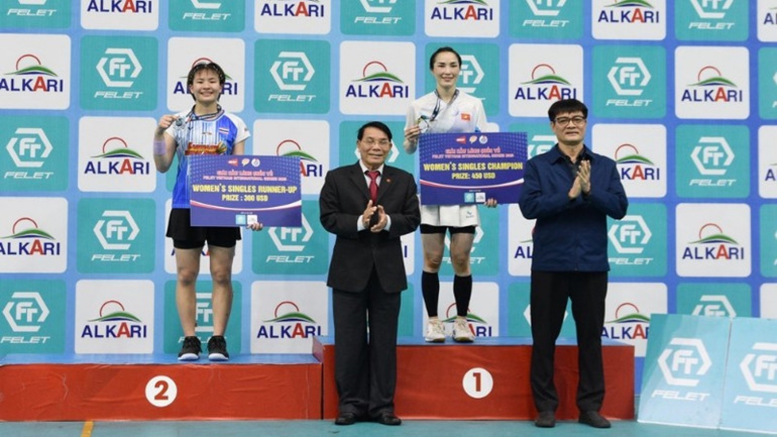Badminton players bring home two golds at Felet Vietnam International Series 2025